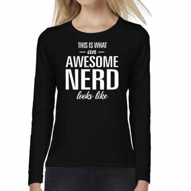 Awesome / geweldige nerd cadeau shirt zwart voor dames