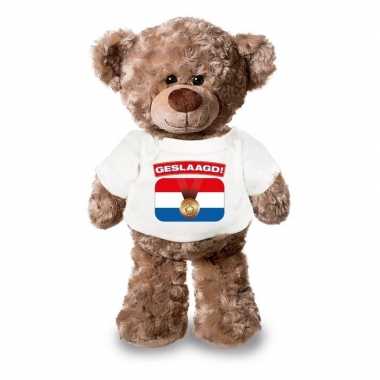 Eindexamen geslaagd knuffelbeer wit-shirtje 24 cm